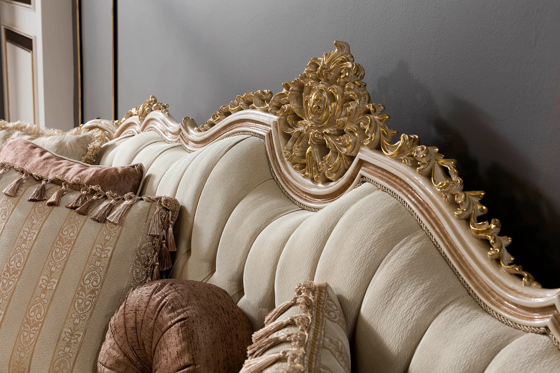 Hunkar Sofa Set 9
